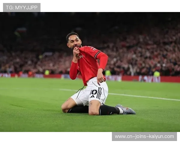 曼联射术训练：前锋练习脚内侧推射与天外飞仙弧线