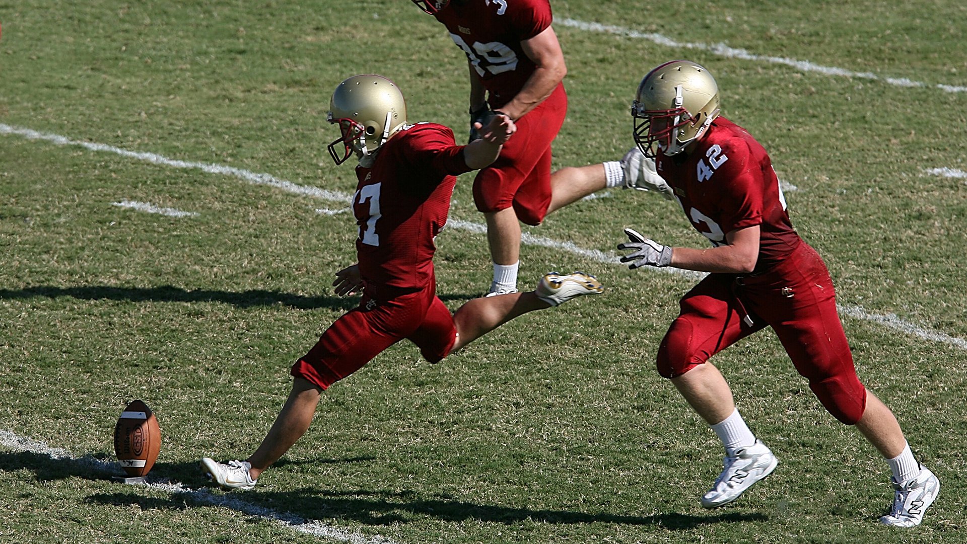综合体育系“非传统项目展示赛” 飞盘、健美操、街舞集体登场